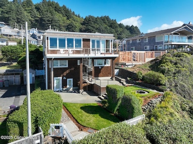 1880 Pacific St, Cannon Beach, OR 97110 - photo 2