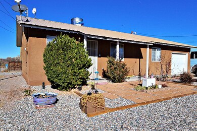 617 E Jiron St, Española, NM 87532 - photo 2