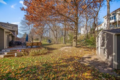 745 Mill Run Cir, Saint Paul, MN 55123 - photo 2