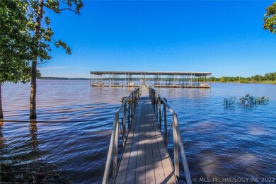 459 E Elm Ave, Eufaula, OK 74432 - photo 4