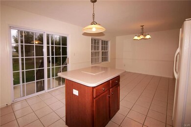 1383 Mohr Cir, Macungie, PA 18062 - photo 3