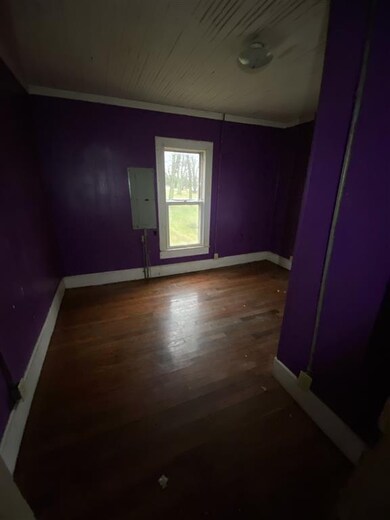 5145 Lewis Branch Rd, Tennessee Ridge, TN 37178 - photo 3