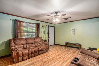 1317 Roberts Ave, Cleburne, TX 76033 - photo 5