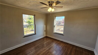 2402 Myers Ave, Dunbar, WV 25064 - photo 6