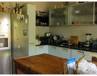 47 Marion St unit 1, Somerville, MA 02143 - photo 4