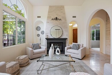 03 - Living Room