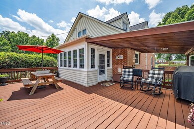 21-web-or-mls-216 Grove St (17 of 30)