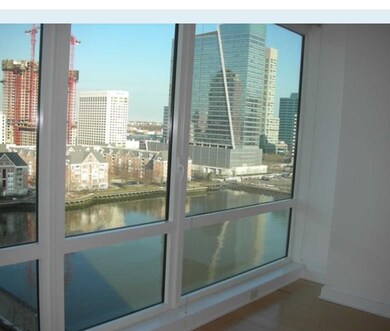 Crystal Point unit C1407, Jersey City, NJ 07302 - photo 6