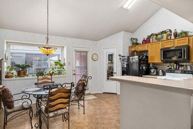 2601 Aquaduct Ct, Bedford, TX 76022 - photo 4