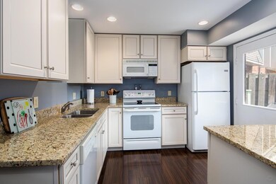 1591lafayette_kitchen03-copy