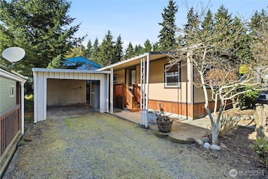 7311 Chambers Creek Rd W unit 37, University Place, WA 98467 - photo 2