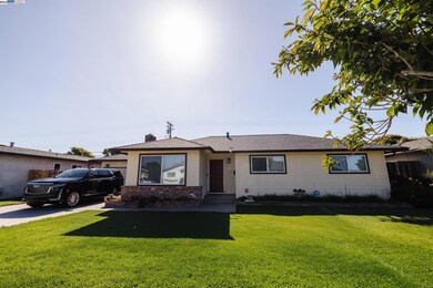 767 Lemos Ave, Salinas, CA 93901 - photo 6