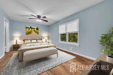 54 Dogwood Ct unit 112, Jamesburg, NJ 08831 - photo 2