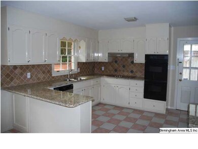 Granite counter tops, stainless steel appliance, n