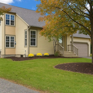 3761 Carnforth Dr, Columbus, OH 43221 - photo 2