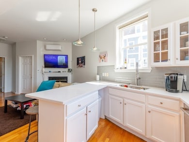 56 H St unit 1, Boston, MA 02127 - photo 3