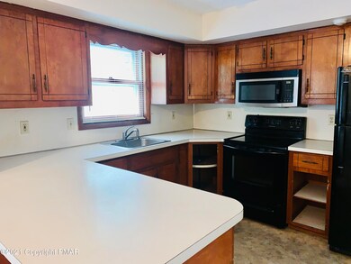 152 Meadow Pass, Saylorsburg, PA 18353 - photo 3