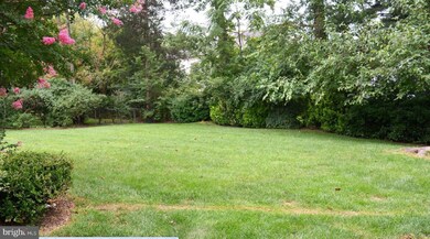 6613 Chesterfield Ave, McLean, VA 22101 - photo 4