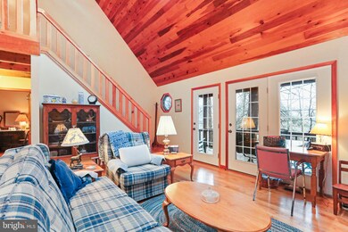 215 Pond View Ln, Points, WV 25437 - photo 6