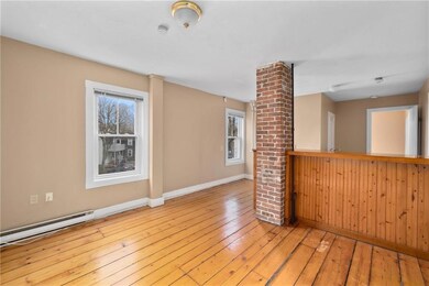 14 Brinley St unit 3, Newport, RI 02840 - photo 2