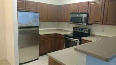 411 Appeldoorn Cir unit 411, Asheville, NC 28803 - photo 4