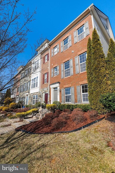 23411 Rainbow Arch Dr, Clarksburg, MD 20871 - photo 3