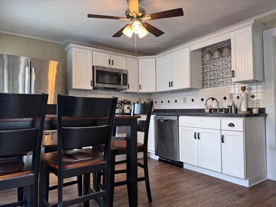 28 Garfield St unit 1, Franklin, MA 02038 - photo 4