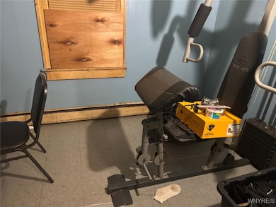 89 Deshler St, Buffalo, NY 14212 - photo 6