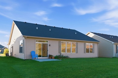 2260 Indigo Dr, Algonquin, IL 60102 - photo 3