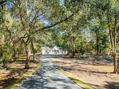 707 Creekside Dr, Leesburg, GA 31763 - photo 2