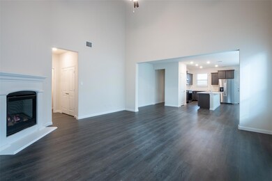 3951 Oak Creek Cir, Denison, TX 75020 - photo 3