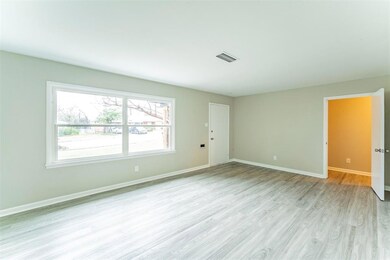 868 Odie Dr, Fort Worth, TX 76108 - photo 6