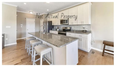 3310 Joshstock Dr, Columbus, OH 43232 - photo 5