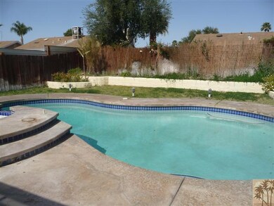 69464 Ashley Ct, Cathedral City, CA 92234 - photo 7