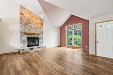11-web-or-mls-N61W14730 Woodcrest Ct-310
