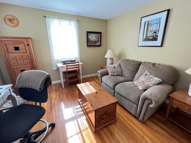 42 Maplewood Cir, Walpole, NH 03608 - photo 5