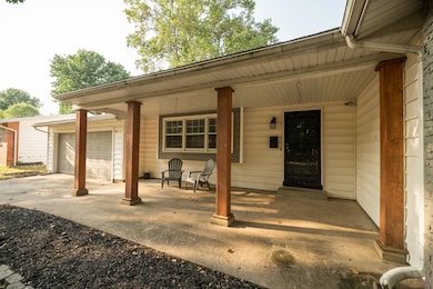 2011 E Rosebrier St, Springfield, MO 65804 - photo 3