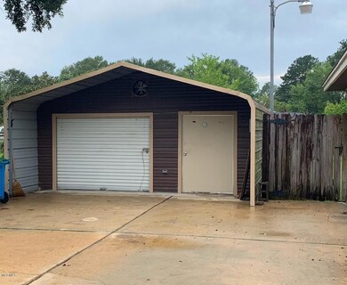 9609 Donchester Cir, Moss Point, MS 39562 - photo 2