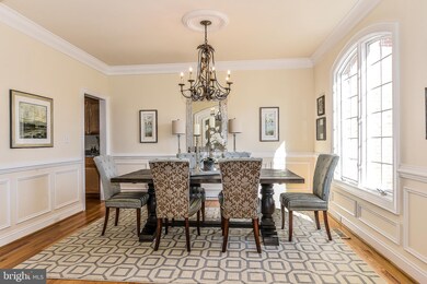 8307 Elm Grove Ct, Vienna, VA 22182 - photo 6