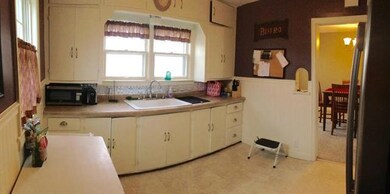 Bright Kitchen