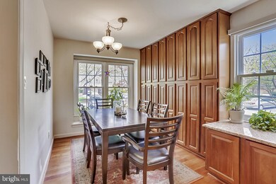 5800 Tudor Ln, Rockville, MD 20852 - photo 3