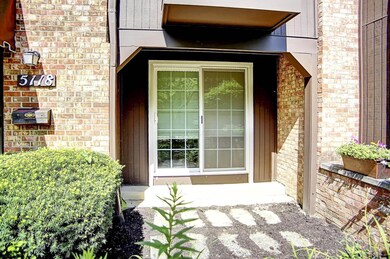 102456-004