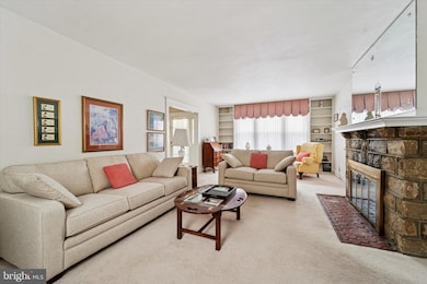 472 Gainsboro Rd, Drexel Hill, PA 19026 - photo 7