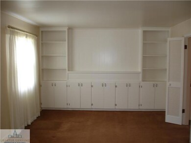 868 W Thomas L Pkwy, Lansing, MI 48917 - photo 4