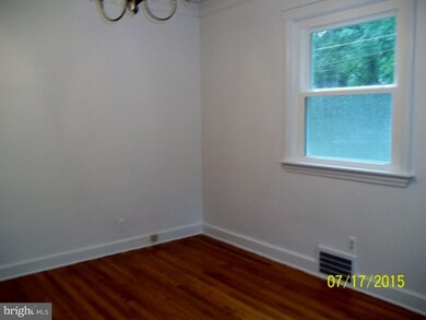 543 High St, Woodbury, NJ 08096 - photo 5