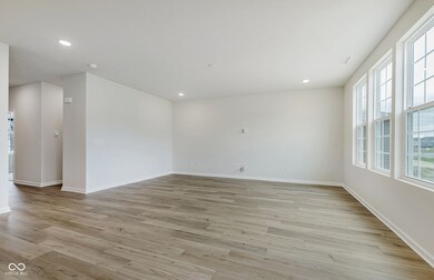 6840 Seabiscuit Rd, Whitestown, IN 46075 - photo 5