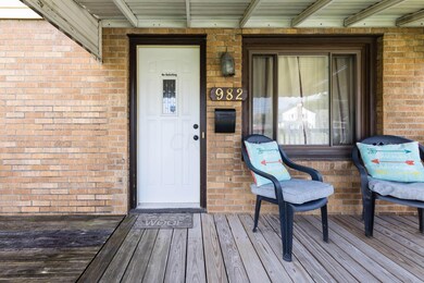 982 Bulen Ave-04