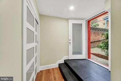 15 E Branch Ln unit 22, Baltimore, MD 21202 - photo 3