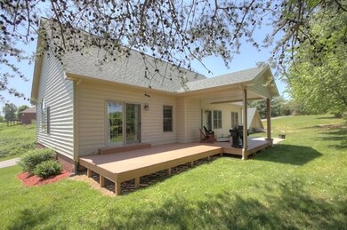 252 Golden Pond Dr, London, KY 40741 - photo 3
