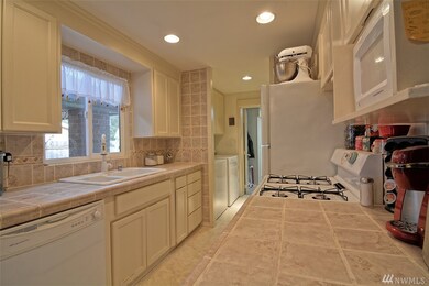 7923 227th Place SW, Edmonds, WA 98026 - photo 5